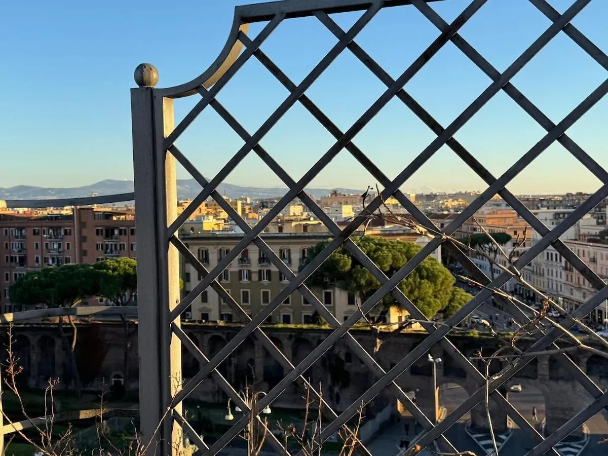 Terrace Of The Aureli Apartment Rome Italy