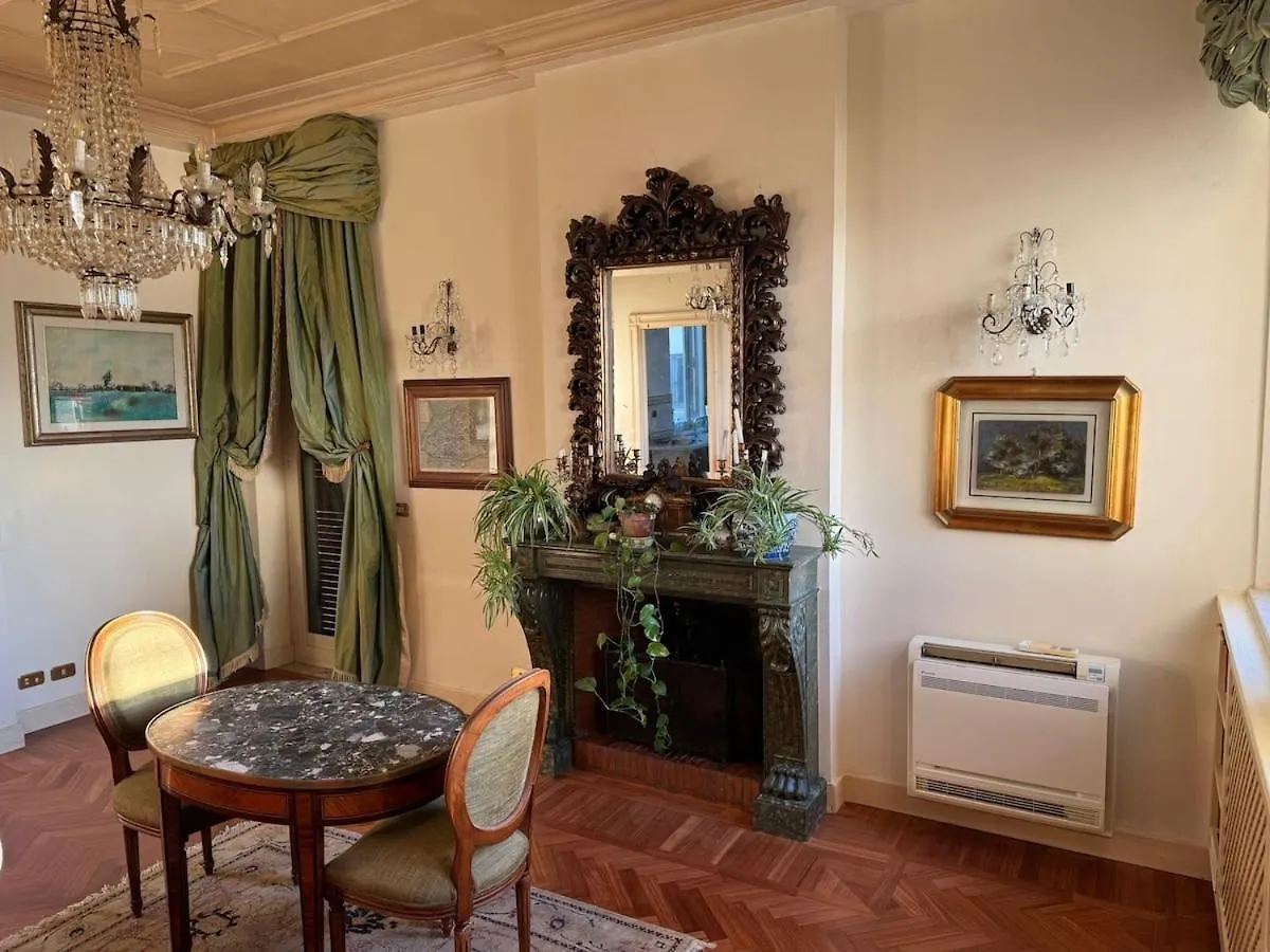 Terrace Of The Aureli Apartment Rome