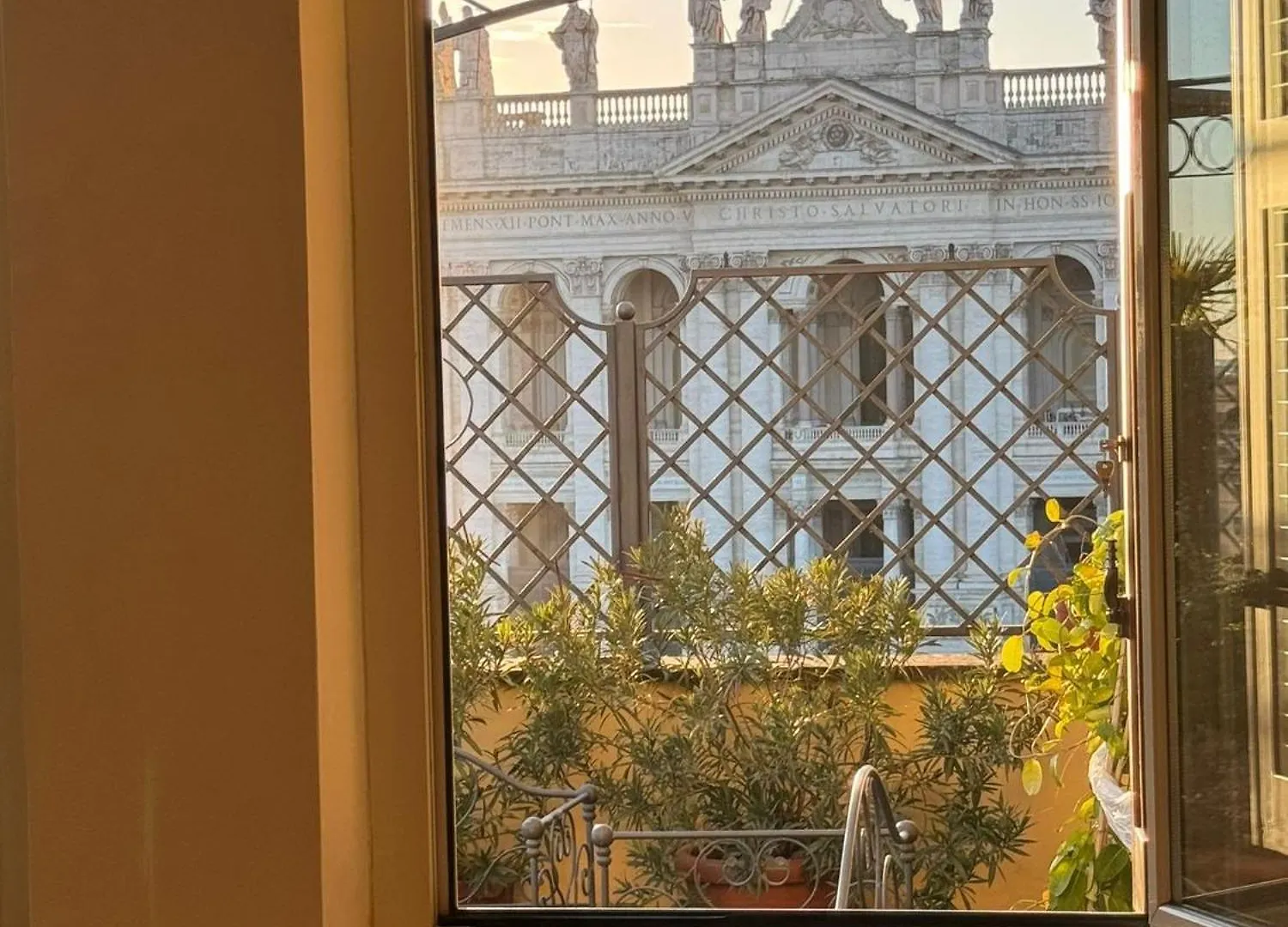 Terrace Of The Aureli Apartment Rome