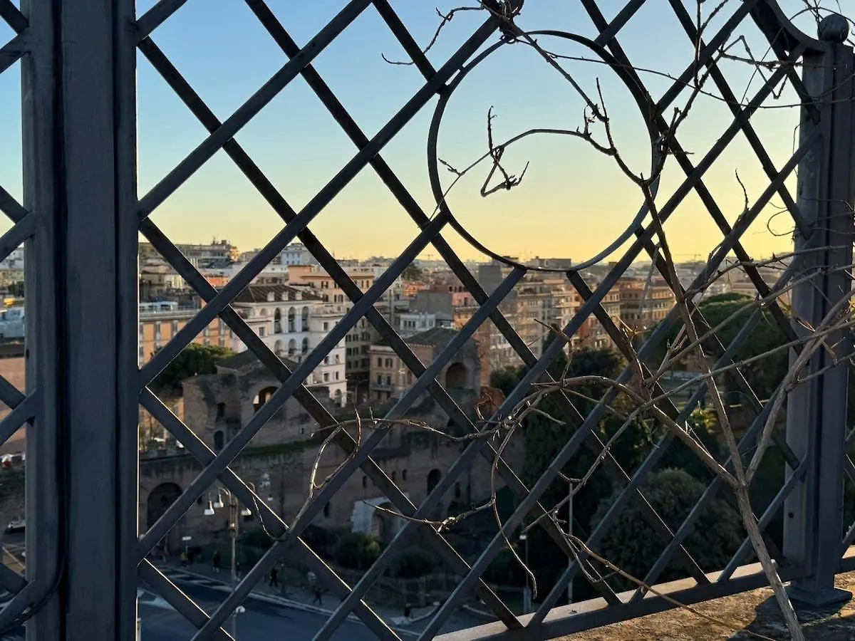 Terrace Of The Aureli Apartment Rome